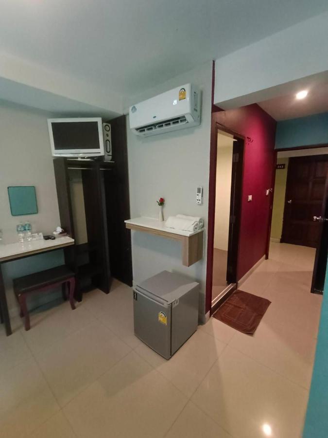 نزل بانكوكفي Bb House Rambuttri المظهر الخارجي الصورة